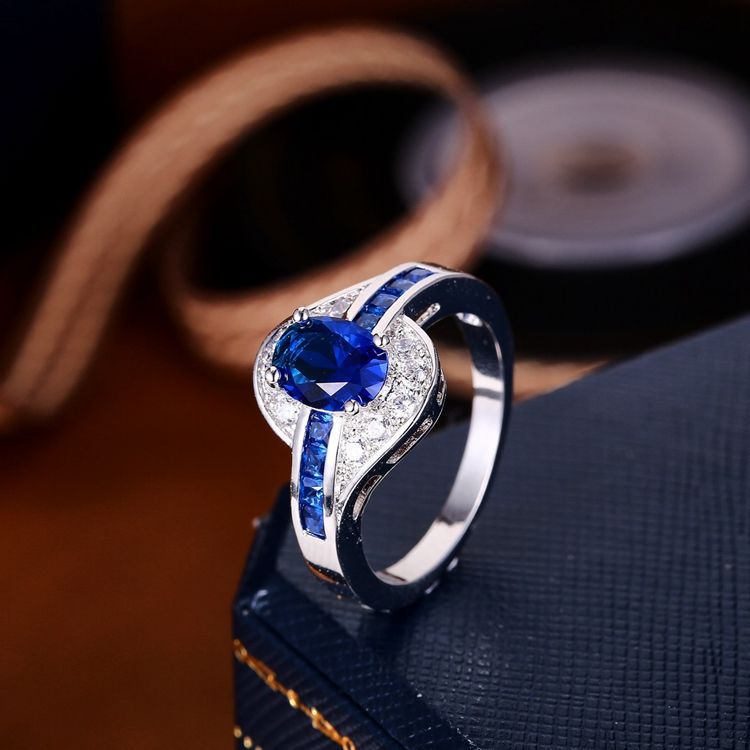 Bague saphir mouvement | or blanc