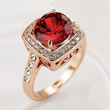 Bague rubis halo audacieux | or rose