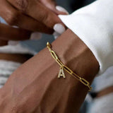 Bracelet minimaliste lettre breloque | or