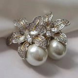 Boucles raffiné fleur perle | or blanc