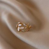 Bague Neraya délicat feuille ouvert | or